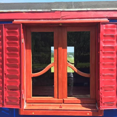 Gite Et Roulotte Dans Les Vosges Remiremont Exterior foto