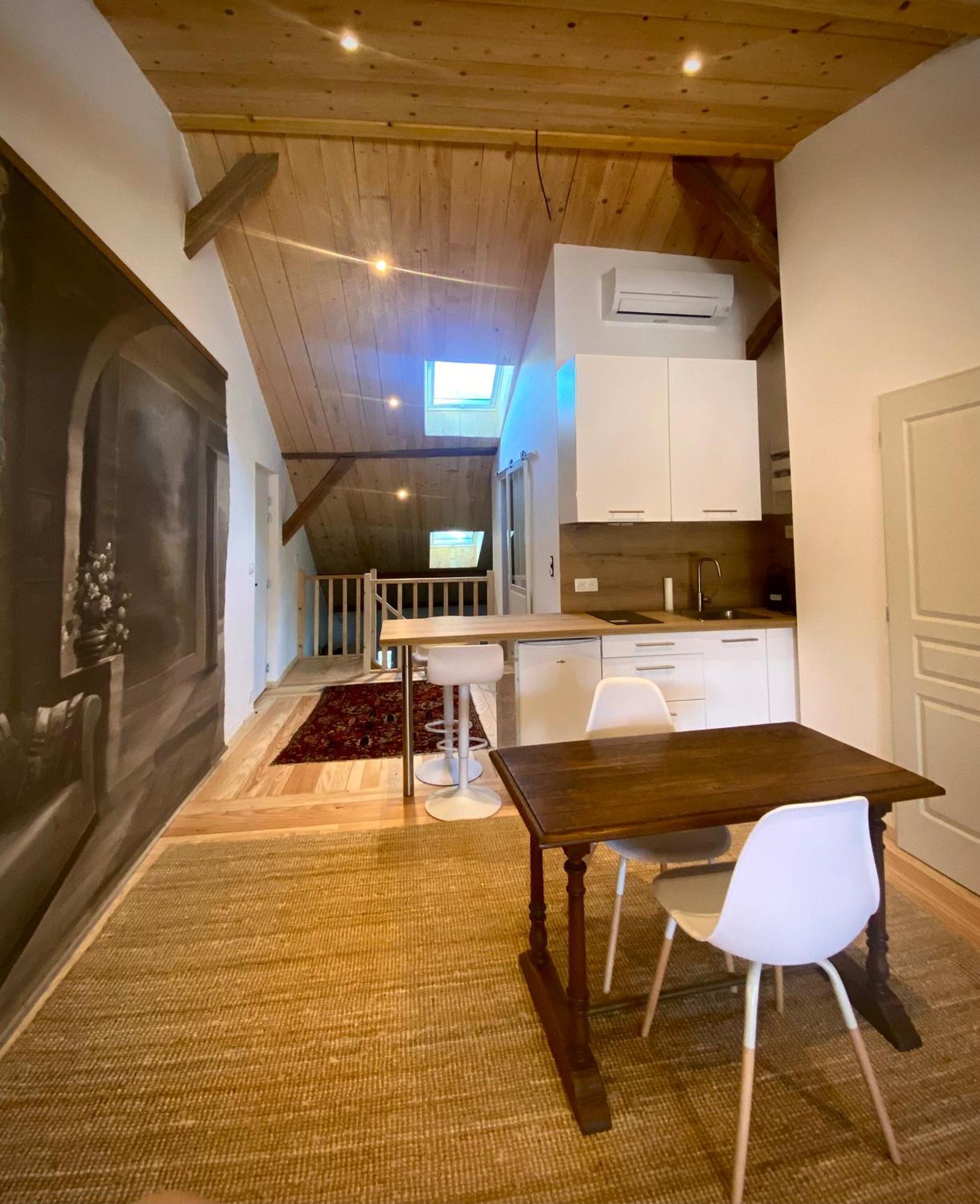 Et Roulotte Dans Les Vosges Holiday home Remiremont